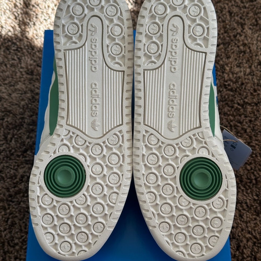 Adidas Forum Low CL Preloved Green Sneakers - Picture 7 of 15